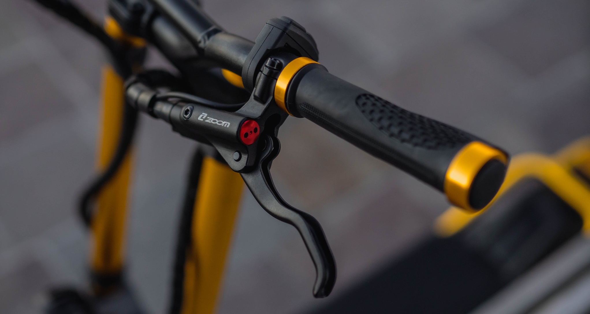 Kaabo Wolf King GT PRO sähköpotkulauta - Image 9