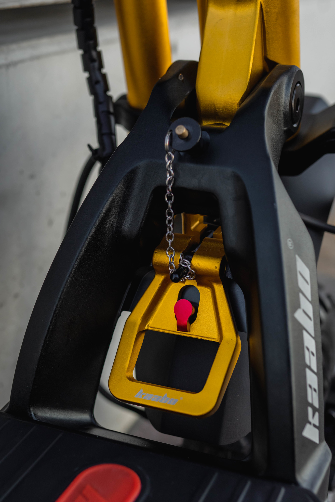 Kaabo Wolf King GT PRO sähköpotkulauta - Image 10