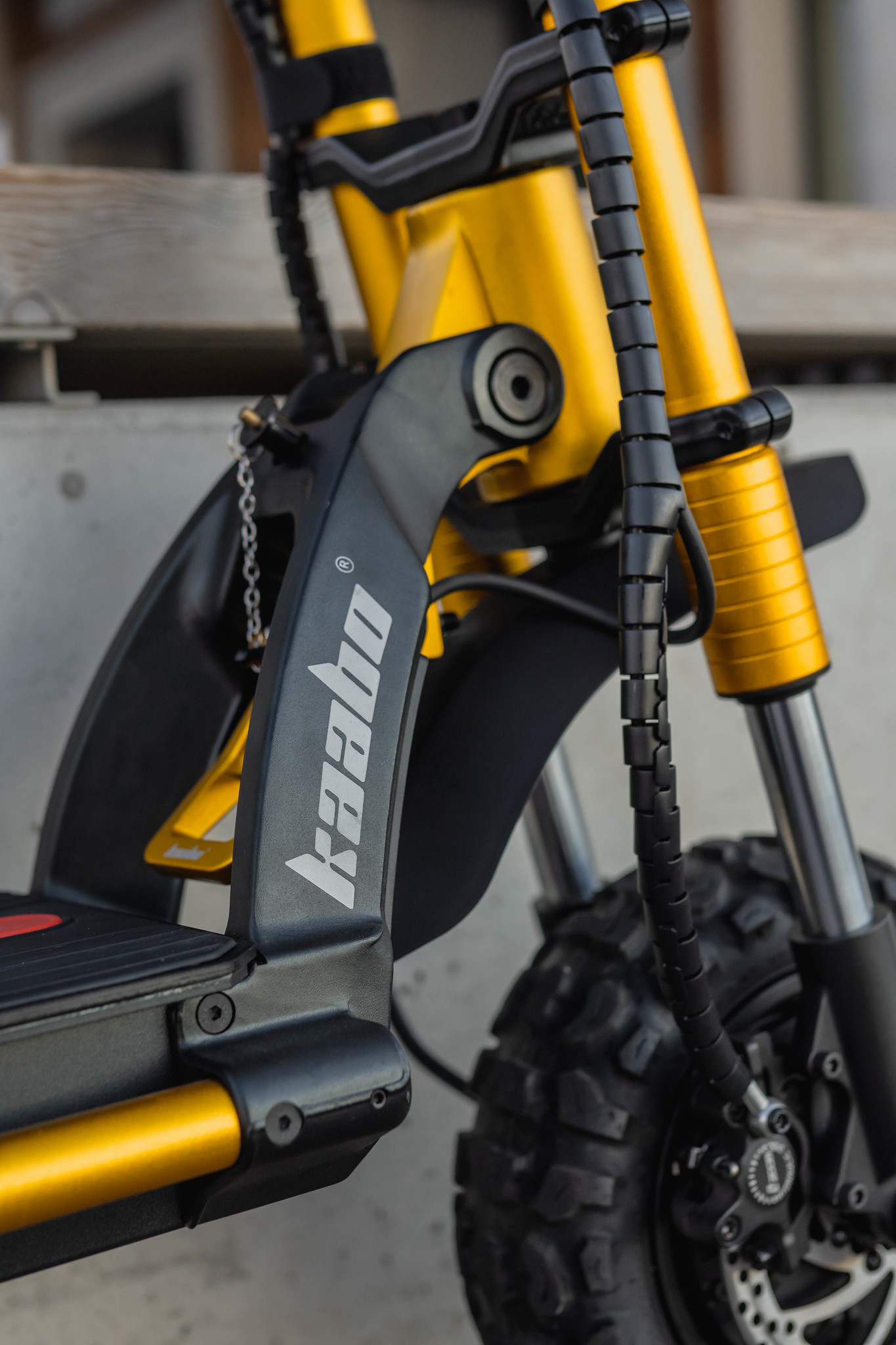 Kaabo Wolf King GT PRO sähköpotkulauta - Image 17