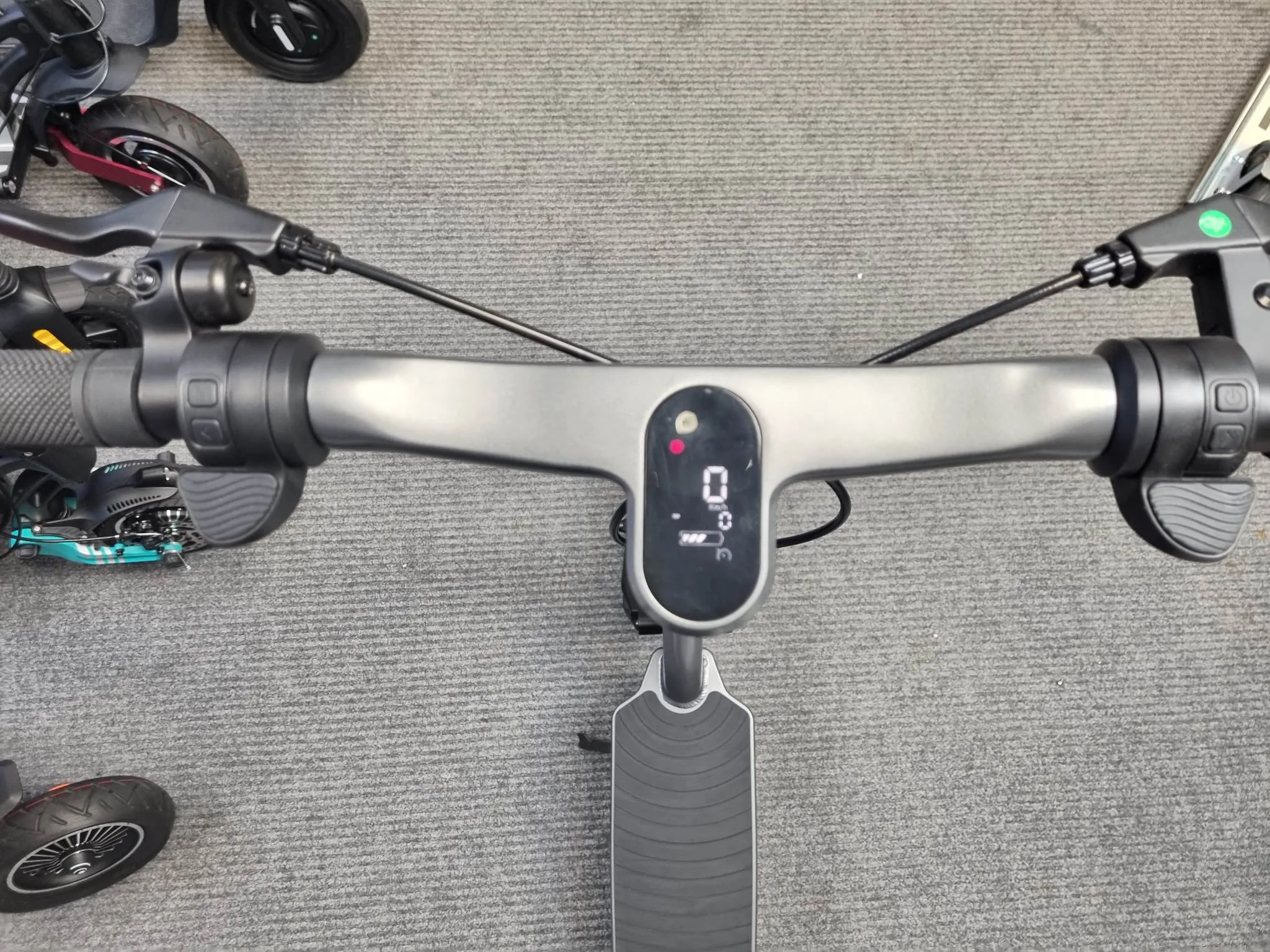 apollo city pro kasutatud elektritõukeratas elektriline tõukeratas elektrilised tõukerattad elektriline tõukeratas 3