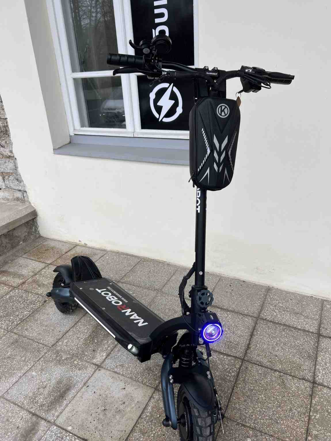 Kasutatud elektritõukeratas nanrobot d6+ - 2