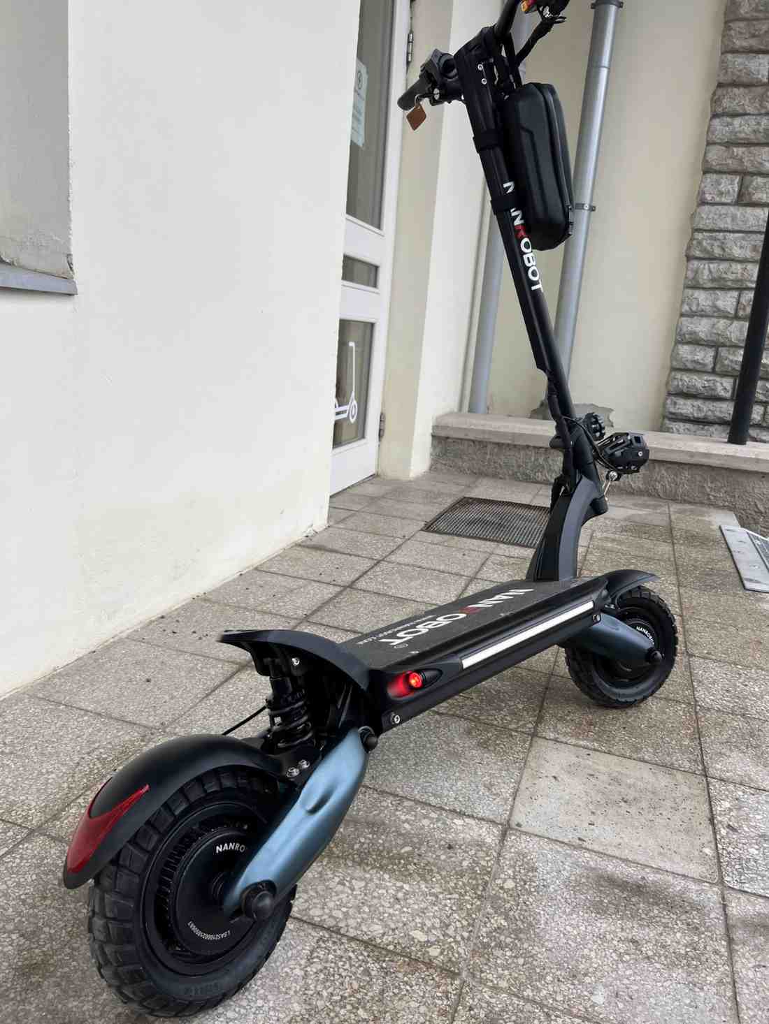Kasutatud elektritõukeratas nanrobot d6+ - 4