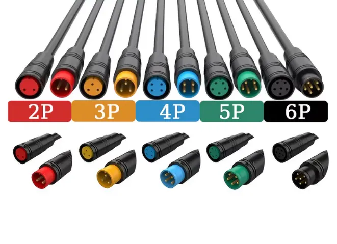 Julet M8 veekindel pistikupesa