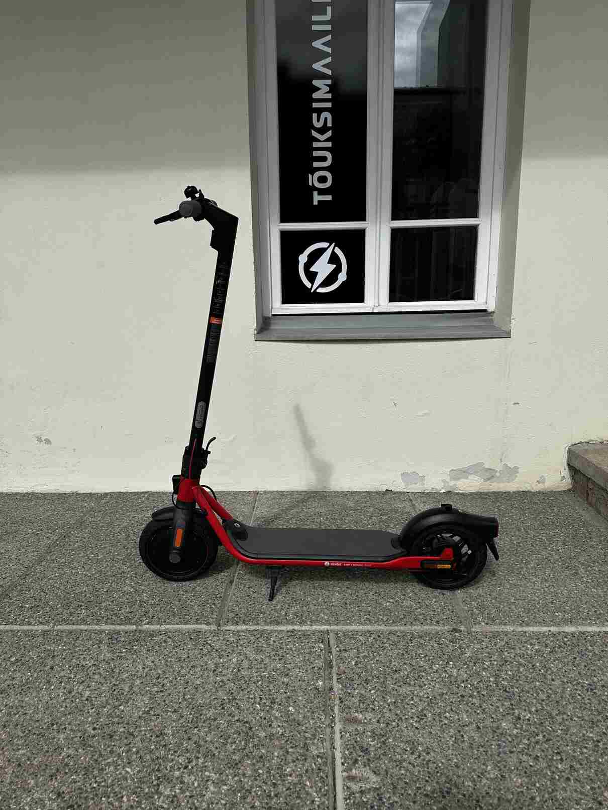 Kasutatud elektritõukeratas Segway Ninebot D38E