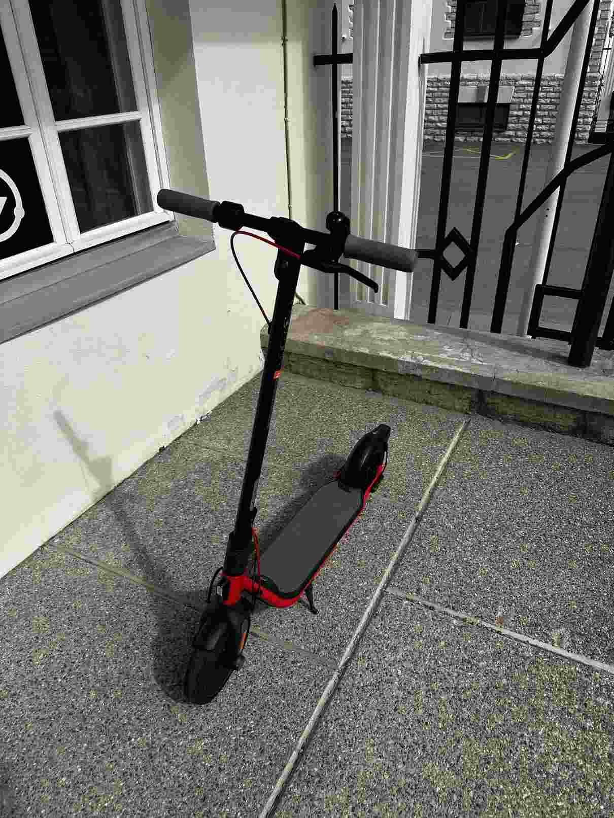 Kasutatud elektriline tõukeratas Ninebot D38E - 2
